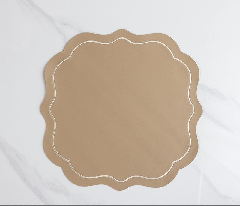 6Piece Round Faux Leather Dining Table Mats 38 cm