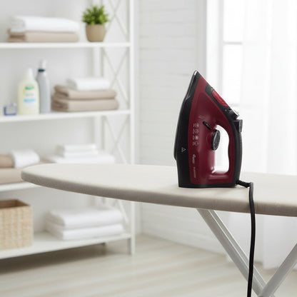 Red Steam Iron – RM/584