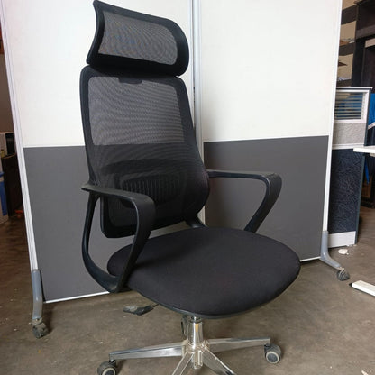 High Back Mesh Office Chair with Lumbar Support and Adjustable Tilt