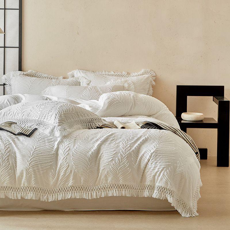 Premium king size 4 piece duvet cover set with duvet cover, flat sheet, and two pillowcases for stylish bedroom bedding