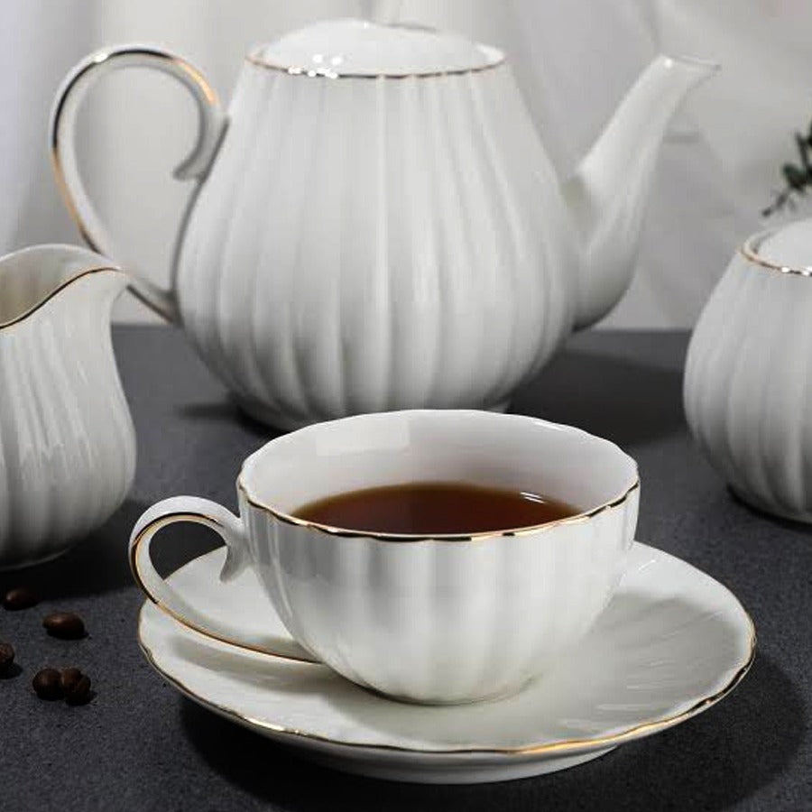15Pc Tea Set with Teapot, Creamer and Sugar Bowl