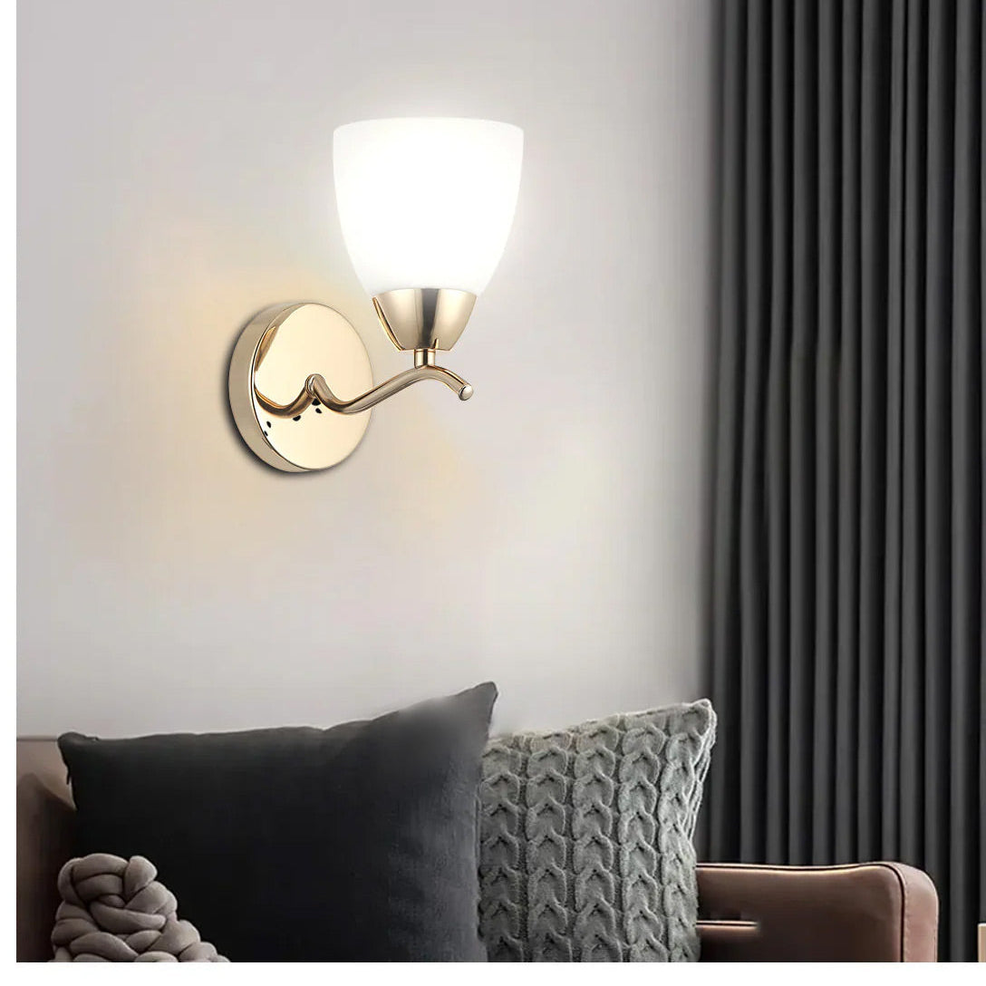 E27 wall mounted light fixture compatible with standard bulbs for modern and traditional indoor lighting