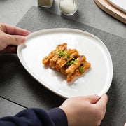 10 inch triangle disc plate with meteor texture for modern food presentation