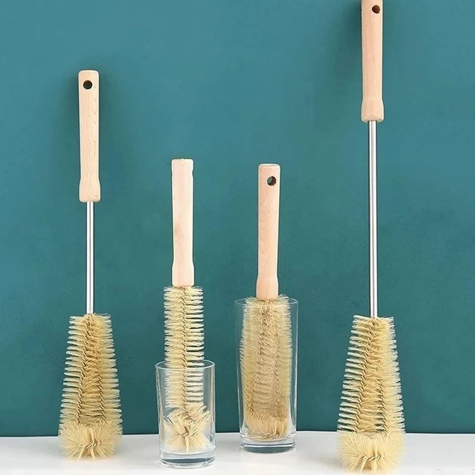 4-piece long handle bottle cleaning brush set with wooden handles, ideal for cleaning narrow bottles and thermos flasks.