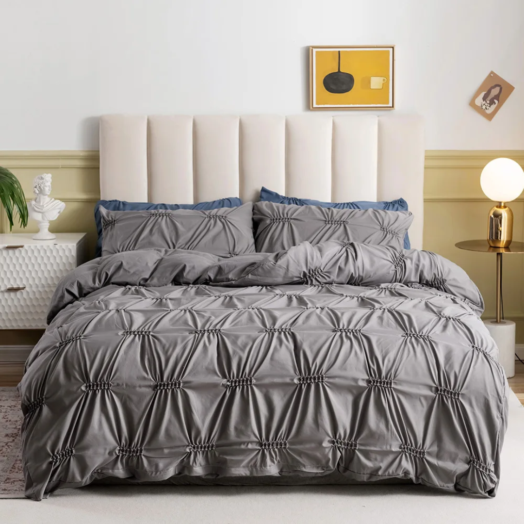 3Pcs Double Pinch Pleat Duvet Cover Set