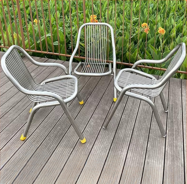Rust-free stainless steel multipurpose seat with comfortable design and anti-slip feet.