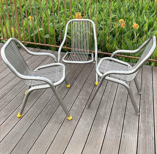 Rust-free stainless steel multipurpose seat with comfortable design and anti-slip feet.