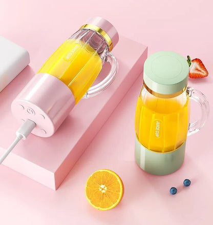 Portable rechargeable 650ml hand blender with USB charging cable