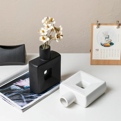 2Pcs Resin Square Decorative Vase Set