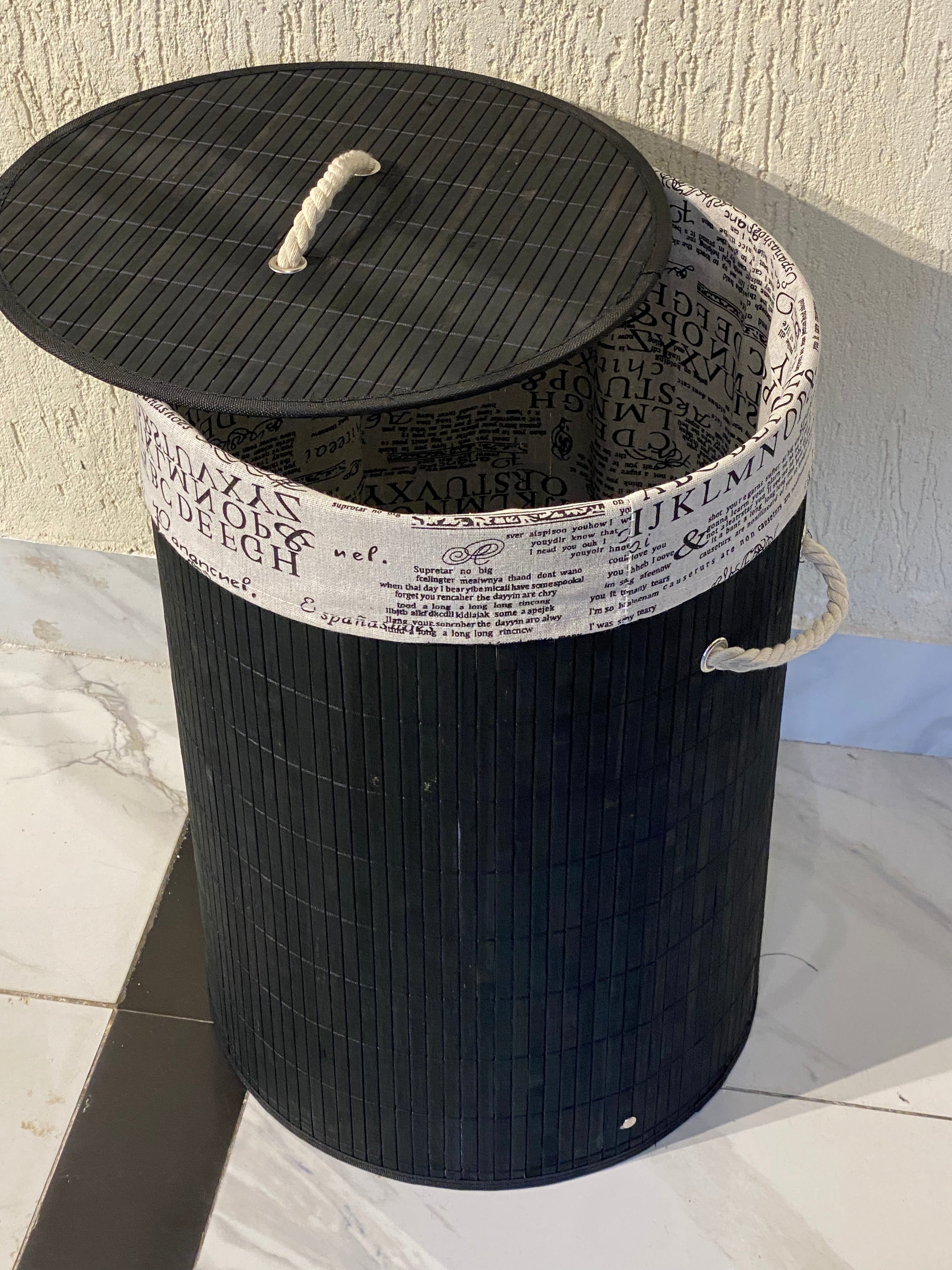 Round bamboo laundry basket