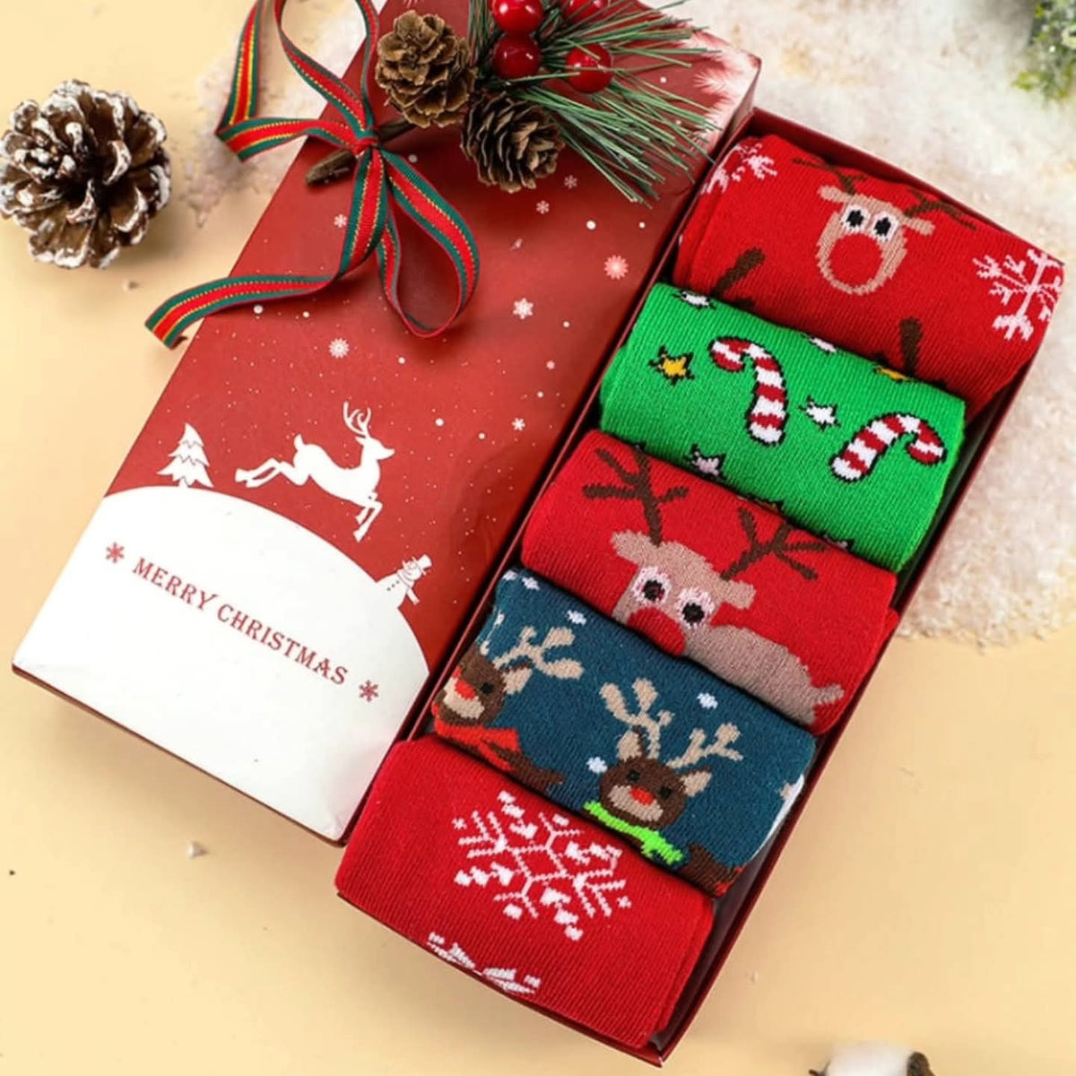 5 Pcs Christmas Gift Pack Woollen Socks with Santa and Reindeer Patterns