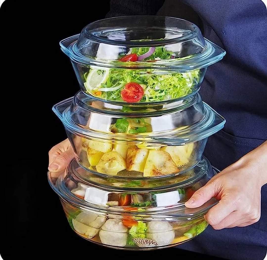 Set of 3 high borosilicate glass casseroles with lids, heat-resistant and suitable for oven, microwave, freezer, and dishwasher
