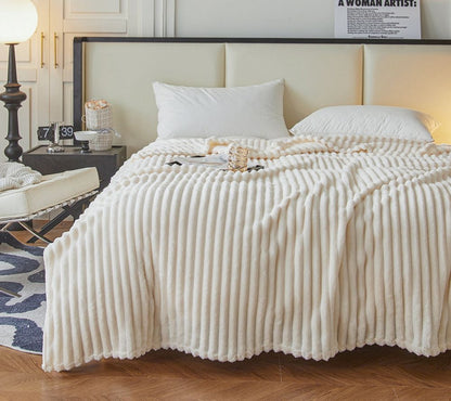 Fluffy Coral Velvet Blanket – 200×230cm