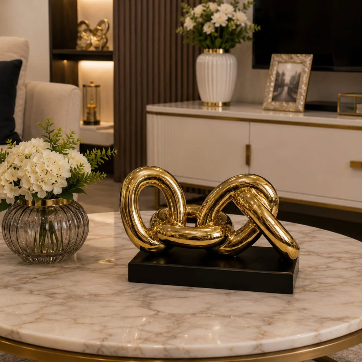 Gold ceramic flying eagle sculpture decorative figurine for home and office decor
