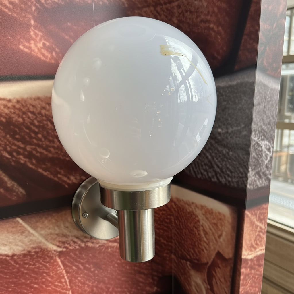 Chrome aluminium outdoor wall light with E27 lamp holder for exterior entrance and pathway lighting LL 2002-91-DL-SS - Gemelli Collection