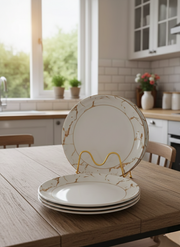 Set of 6 ceramic plates for everyday dining.