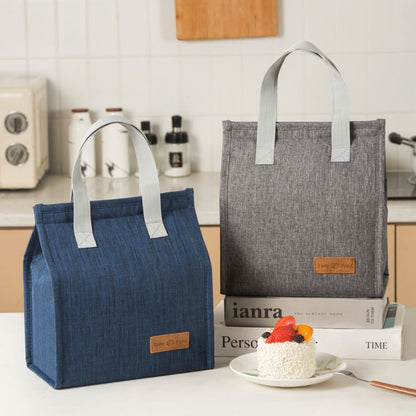 Insulated tote lunch bag made of Oxford material, size 25.5 × 22.5 × 13 cm, available in grey, navy blue, maroon, and black