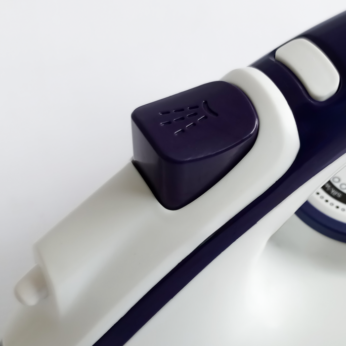 Dry Iron Box with Spray – RM/693