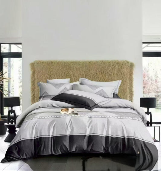 Printed woolen duvet set with bedsheet and pillowcases.