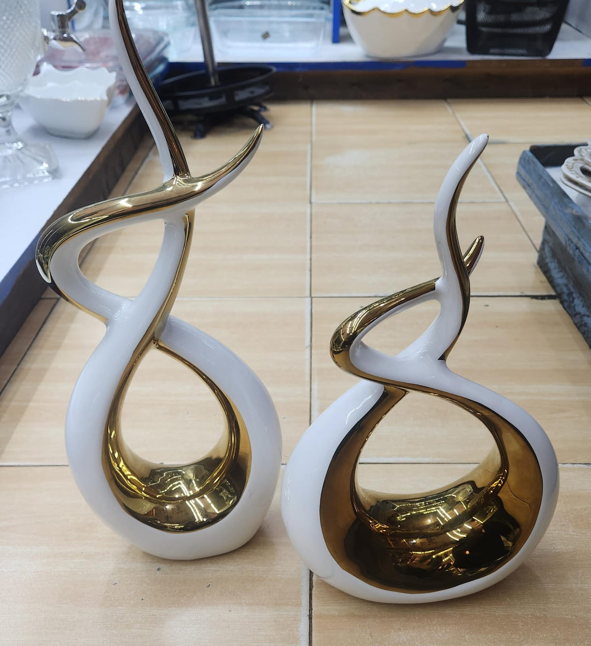 2 Piece Ceramic Decorative Ornaments