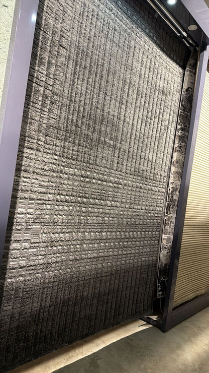 Chiara Stripe Patterned Carpet Rug; Black/Grey