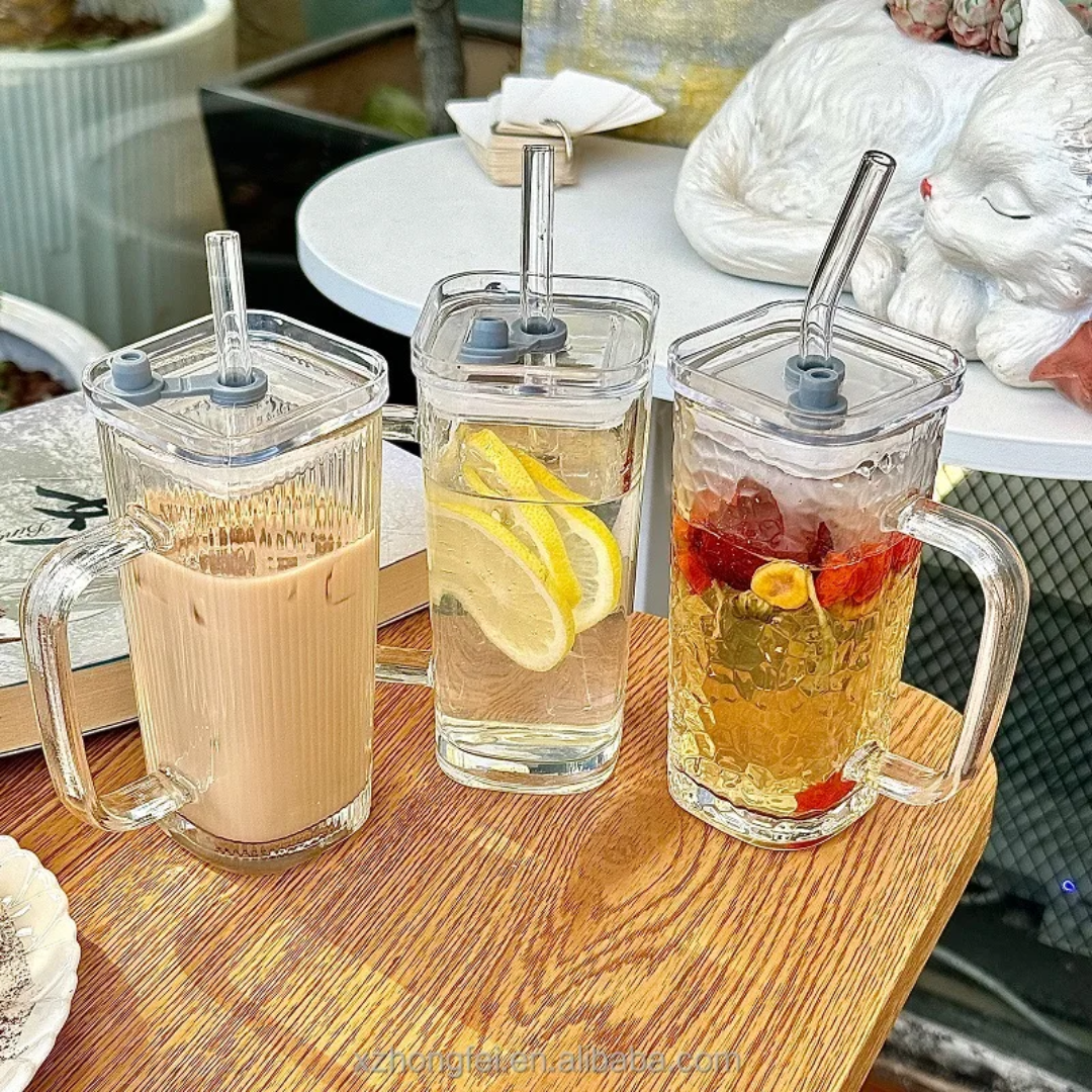 Borosilicate Glass Cup with Lid & Straw – 250ml