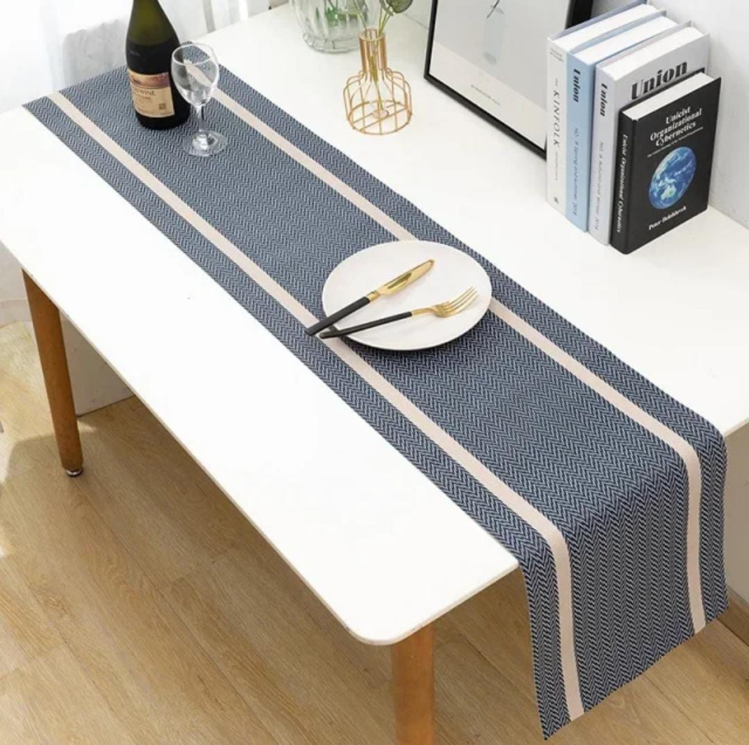 Table Runner – 30 × 180cm