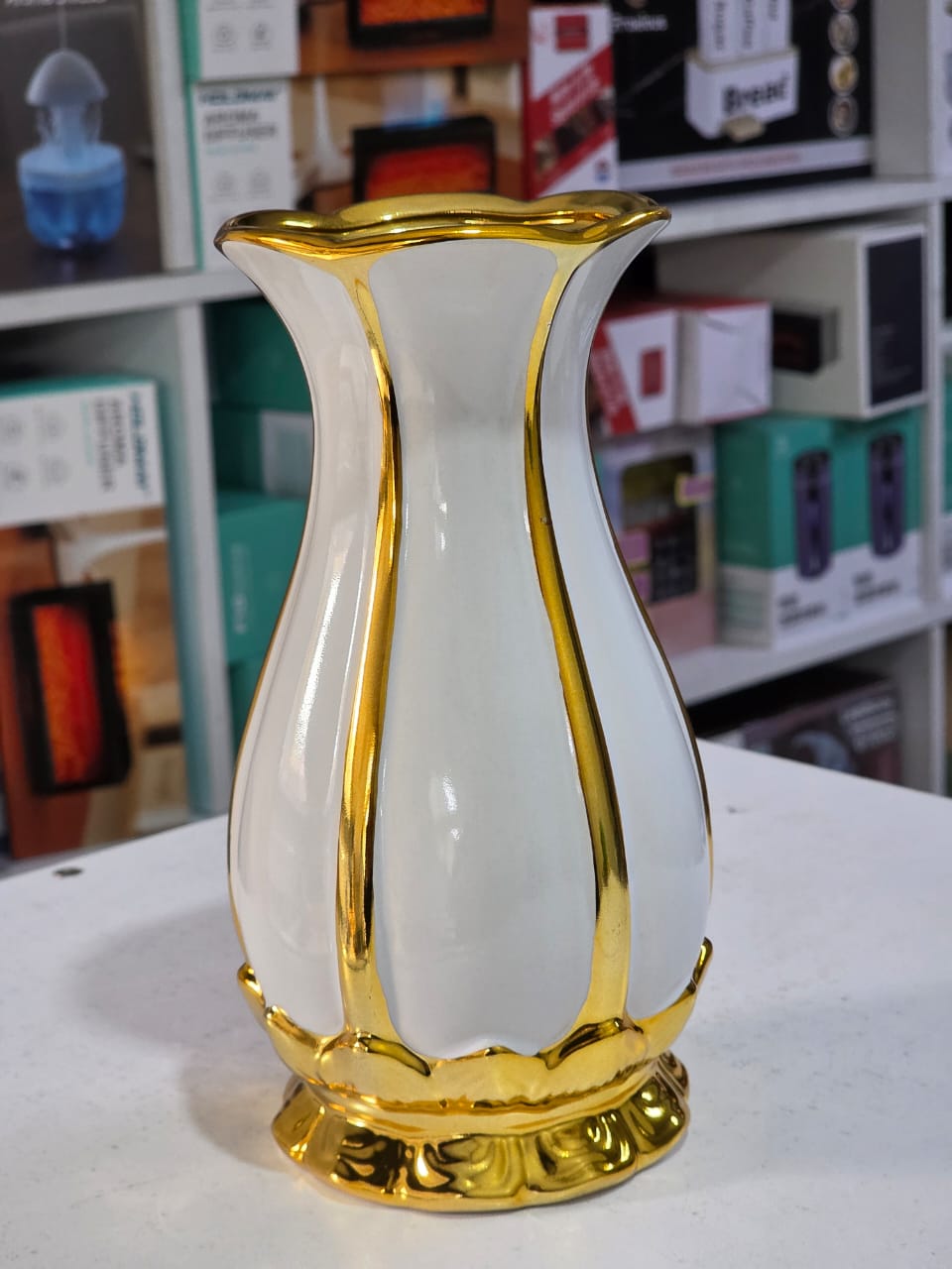 Nordic Ceramic Vase 19.5 × 9 × 9cm