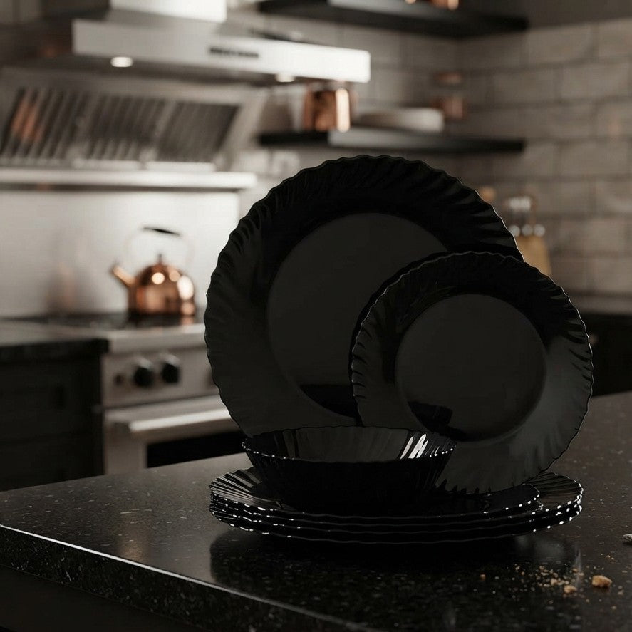 18 Piece Black Plain Round Dinner Plate Set