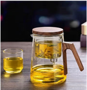 Glass teapot with built in loose leaf tea infuser