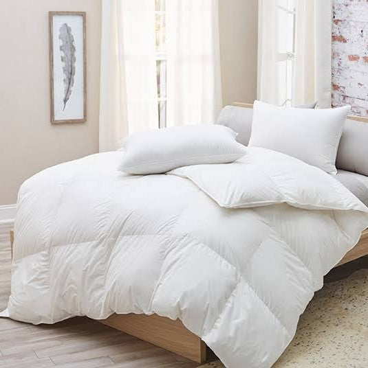 4 Piece White Binded Duvet Set – 6 × 7