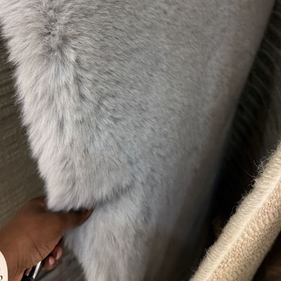 1700GSM Faux Fur Carpet Rug (160 × 230 cm)-KBWUHU59