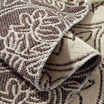 Table Runner