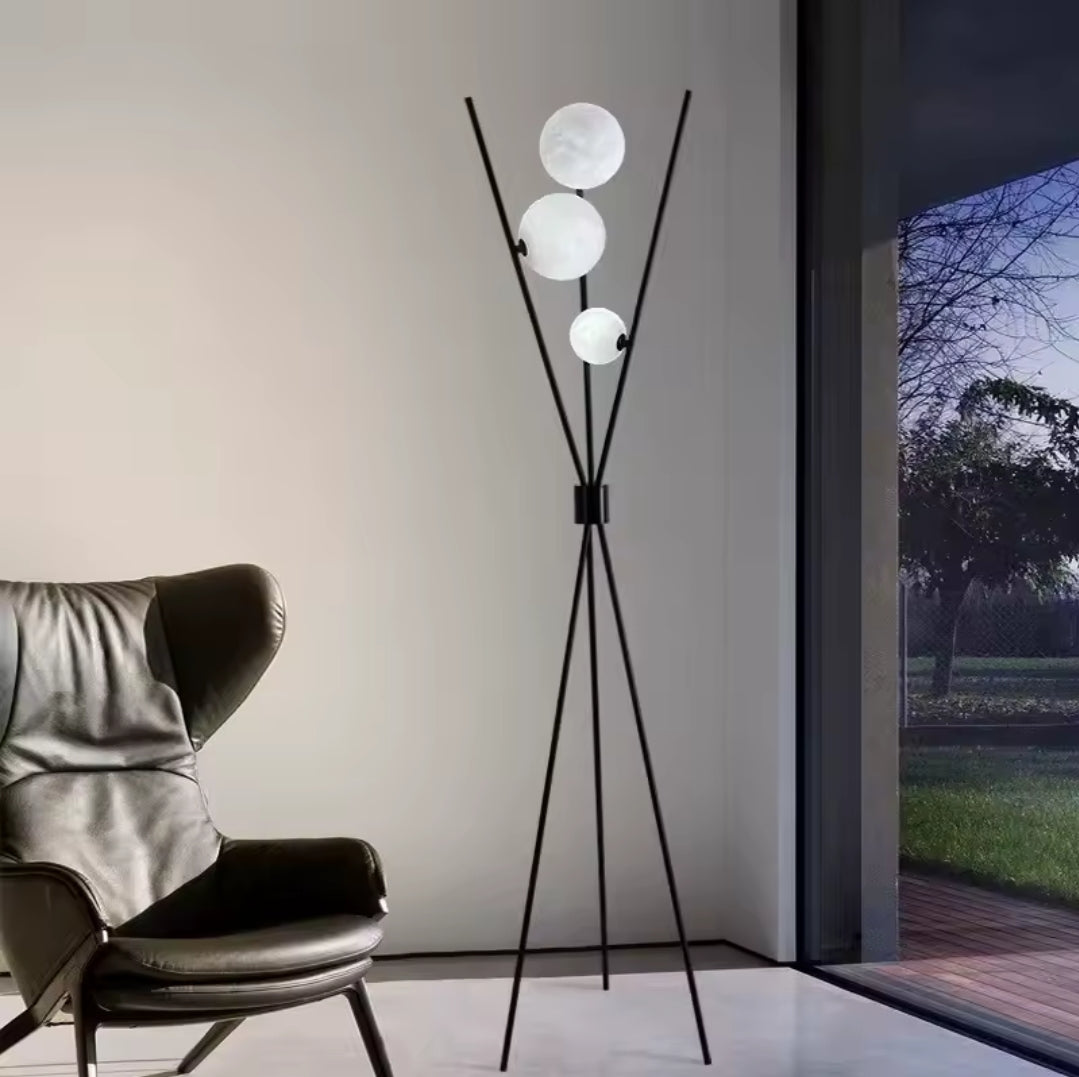 Minimalist Creative Iron Floor Lamp