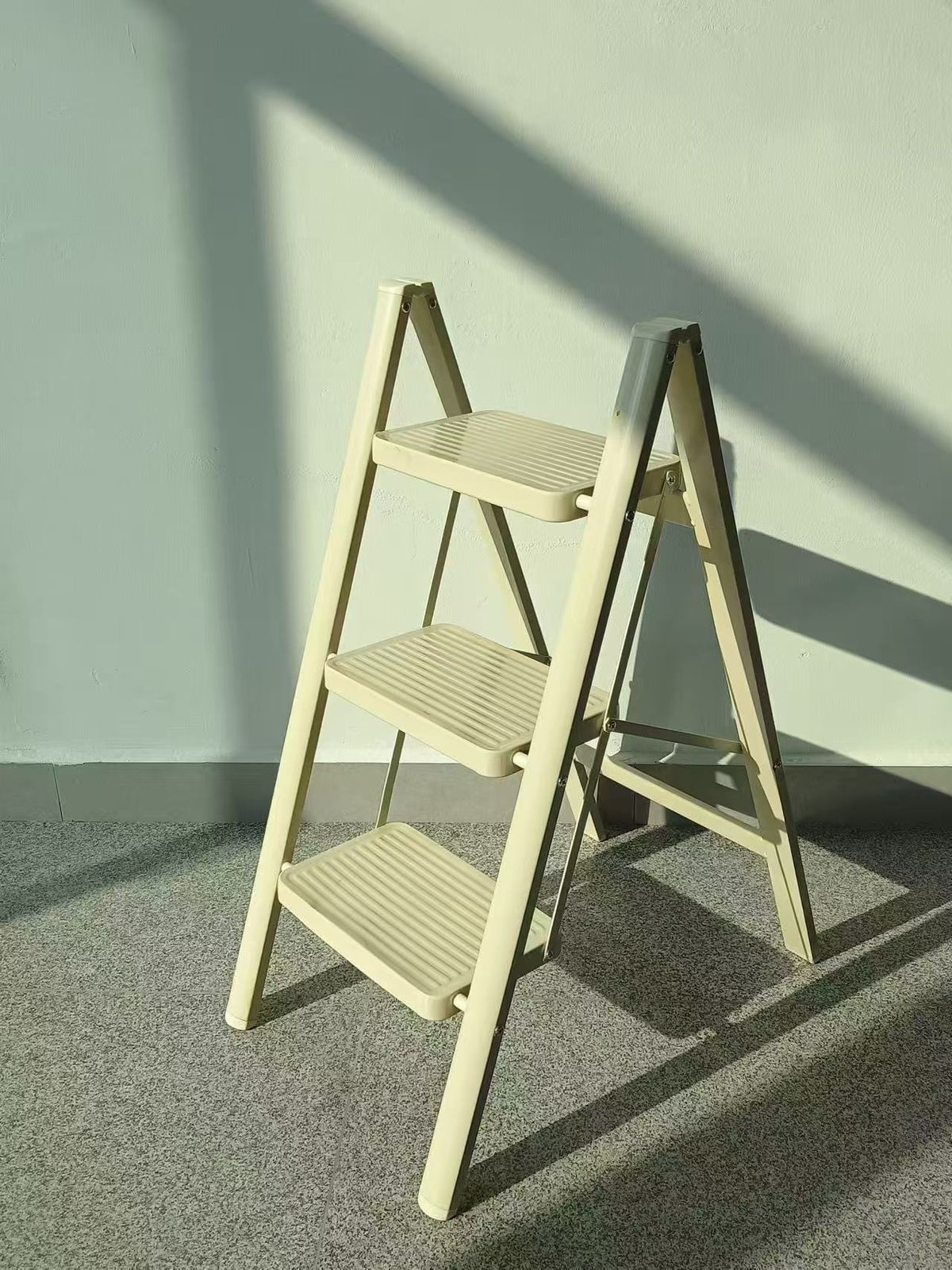 3 Layer Metallic Ladder