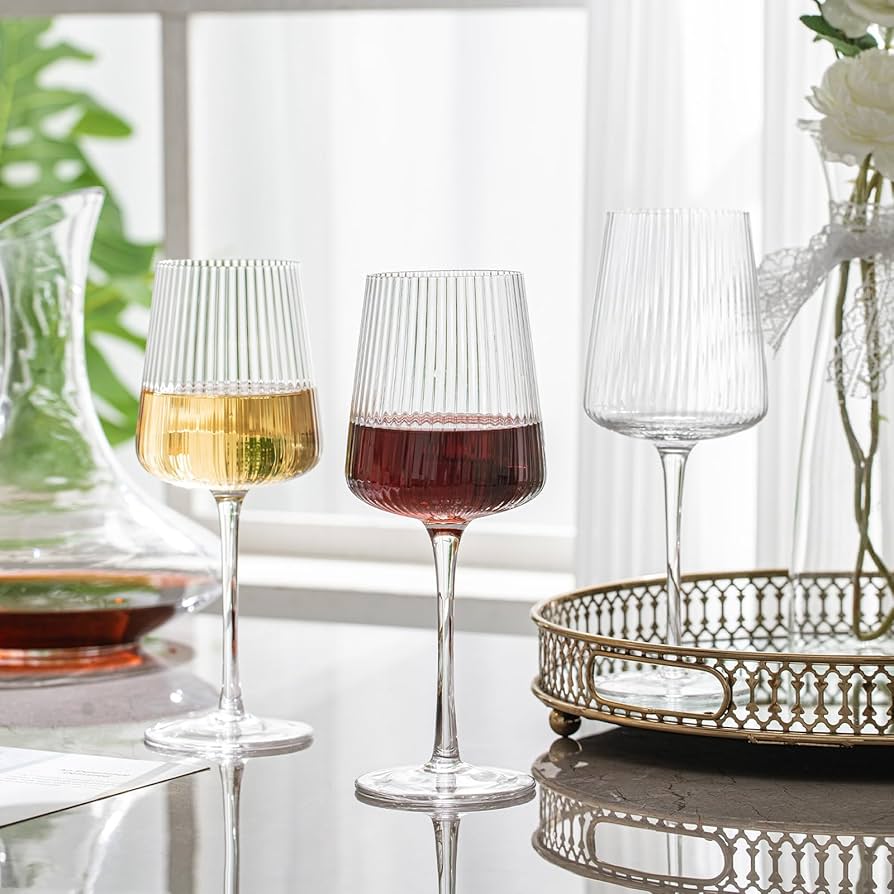 4 Piece Classic Striped Wine Glass Set