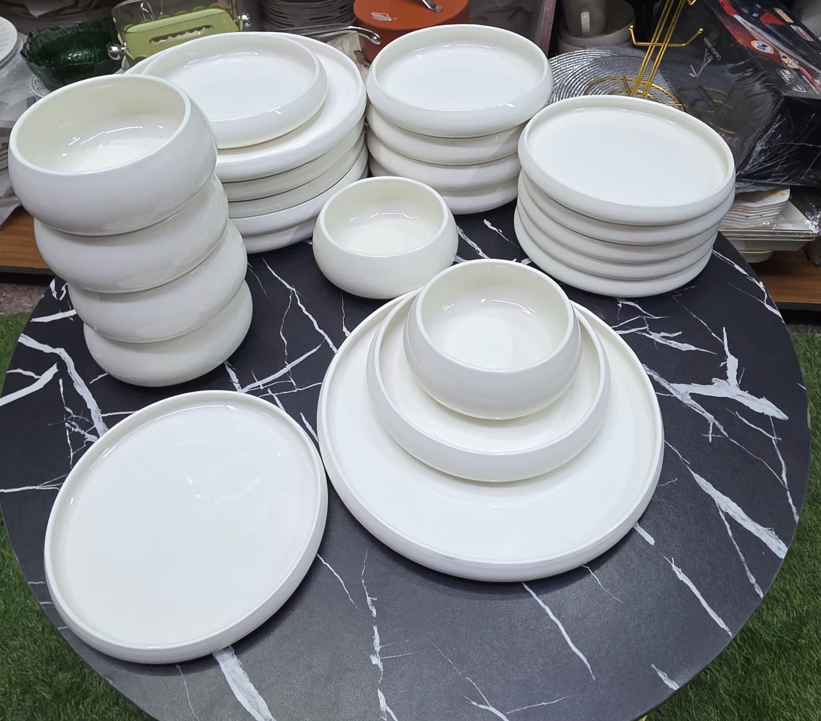 24pcs White Ceramic Dinner Set