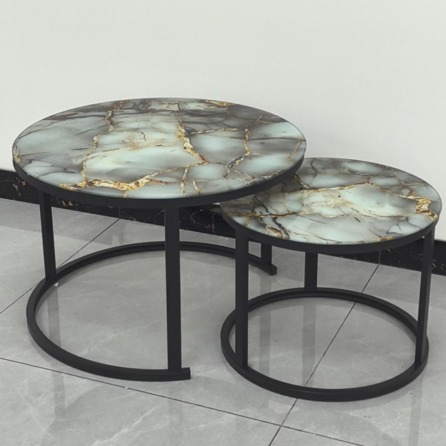 Nesting Coffee Table with Glass Effect Finish