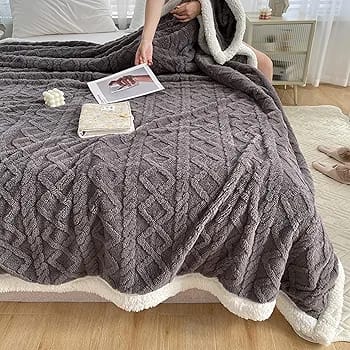 Fur Winter Throw Blanket