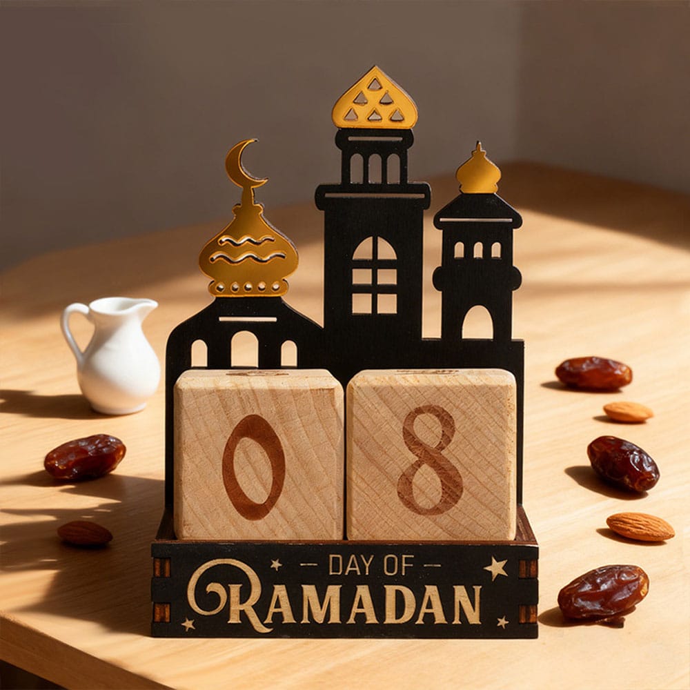 Wooden Ramadan countdown calendar blocks measuring 9.2 × 5 × 13 cm for festive home décor