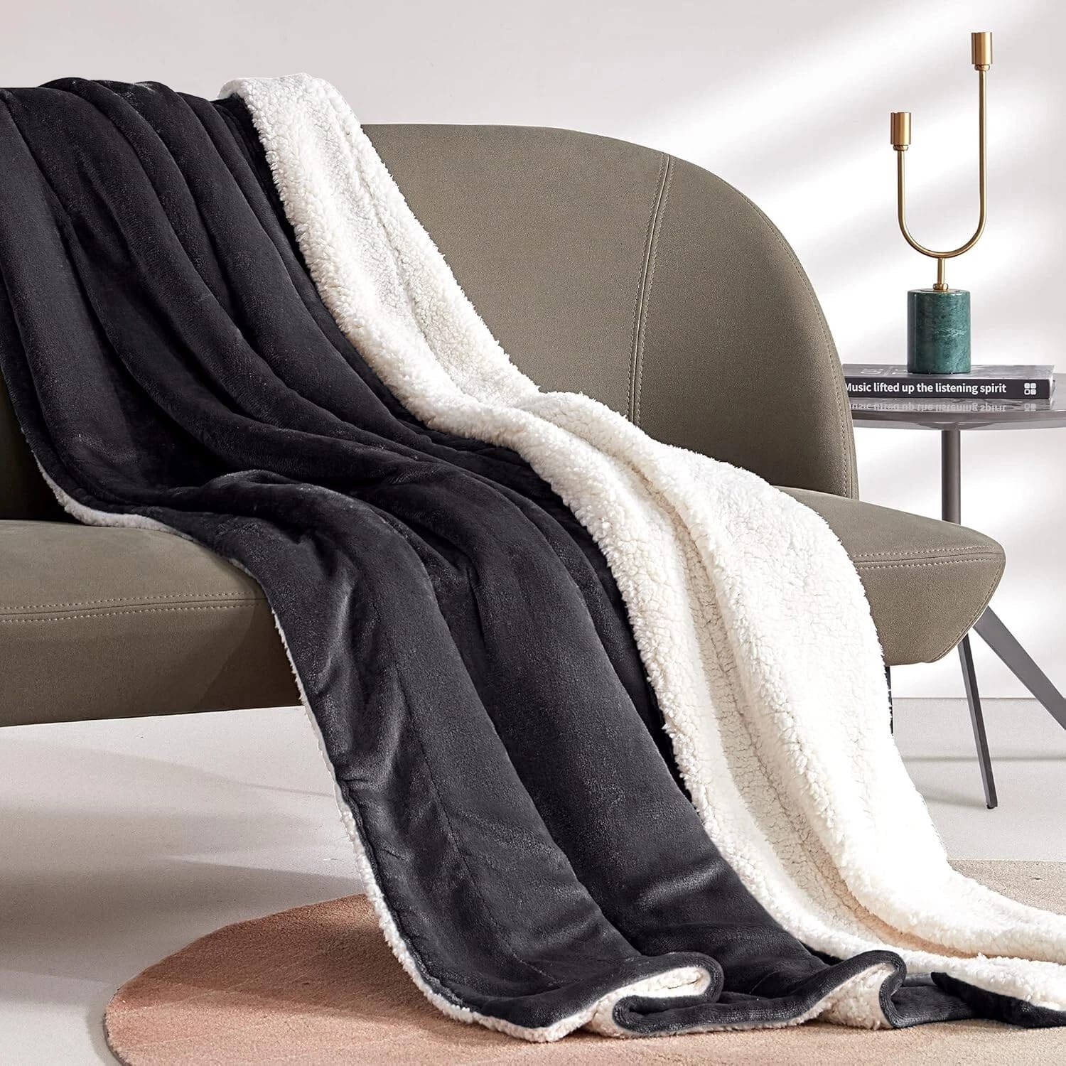 Double Sided Sherpa Blanket – 6x6