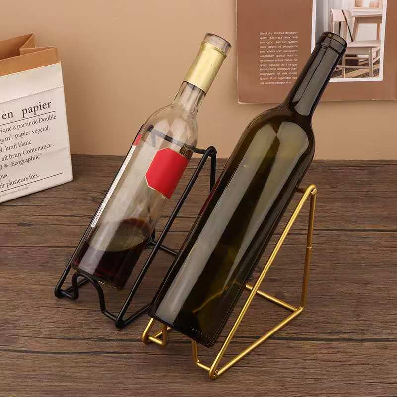 Single-piece countertop wine bottle display rack for home décor