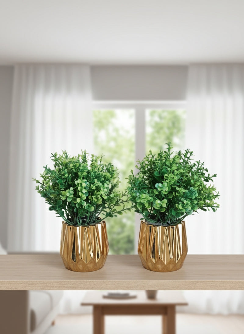 Mini ceramic vase with artificial flowers for décor