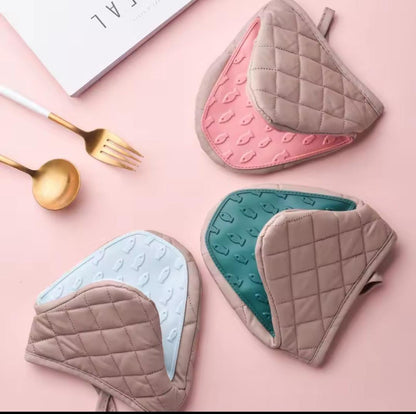 A Pair Silicone Double Oven Gloves