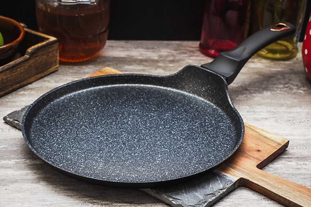 Granite non-stick chapati pan with heat-resistant handle for gas and electric stoves