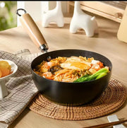 24cm deep nonstick pan without lid, ideal for cooking stews, sauces, and stir-fries. 🍳