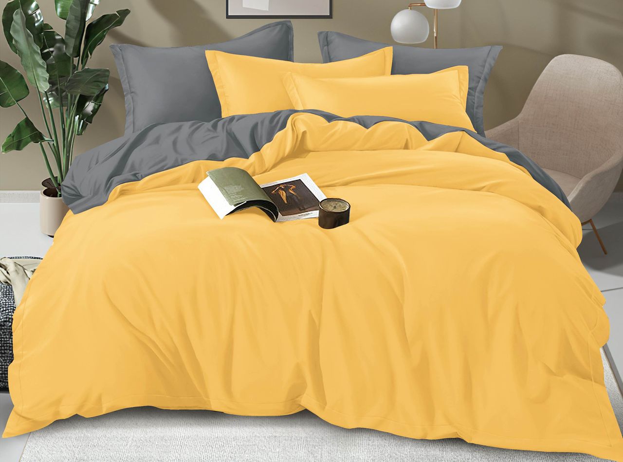 Double sided 6×7 duvet cover set with bedsheet and four pillowcases for stylish bedroom décor