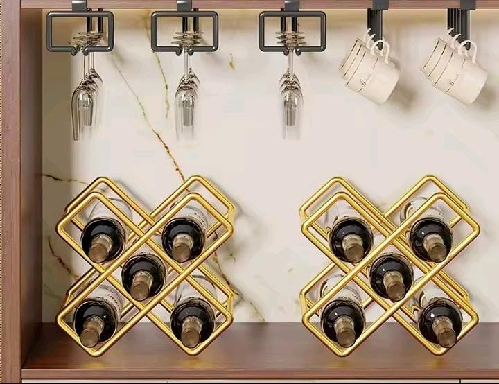 5 Slots Geometric Wine Holder – Gold Metal