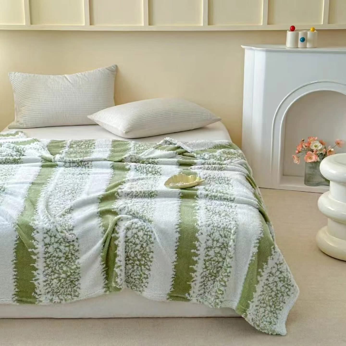 Throw Blanket / Fleece Blanket