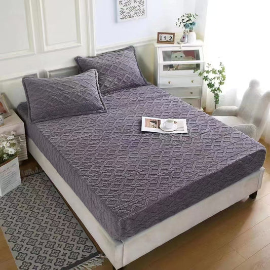 3-piece Jacquard Sherpa fleece bedding set with fitted cover and two pillowcases, sizes 6×7 and 6×6